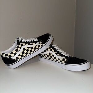 Men’s Checkered Vans